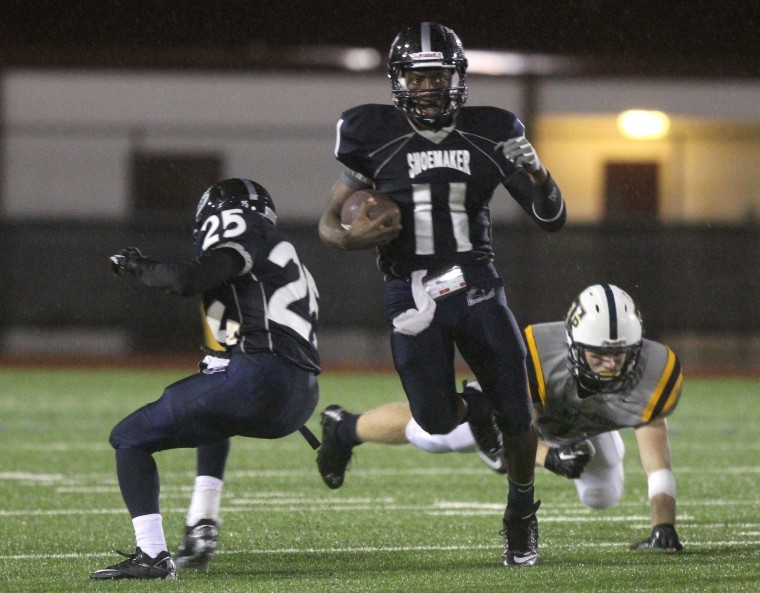 Shoemaker vs Stony Point Football